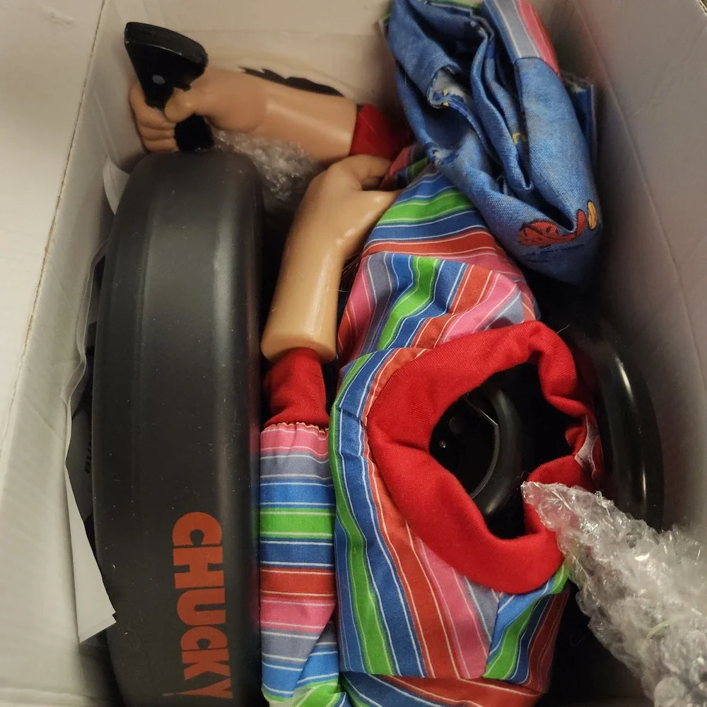 Spirit Halloween 2 Ft Bump N Go Chucky Animatronic Roaming Childs Play *Open Box